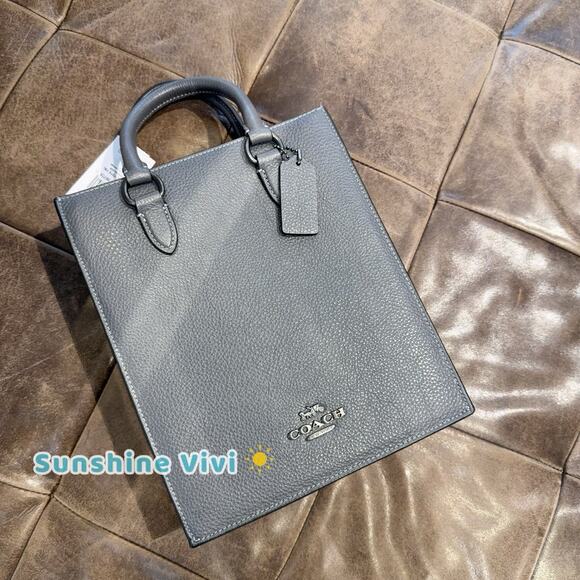 NWT Coach Men's Dylan Tote CT910 Pebbled Leather QB/GRAPHITE - Picture 1 of 10
